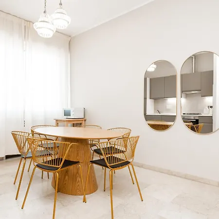 Amendola In Center Appartement Bologne